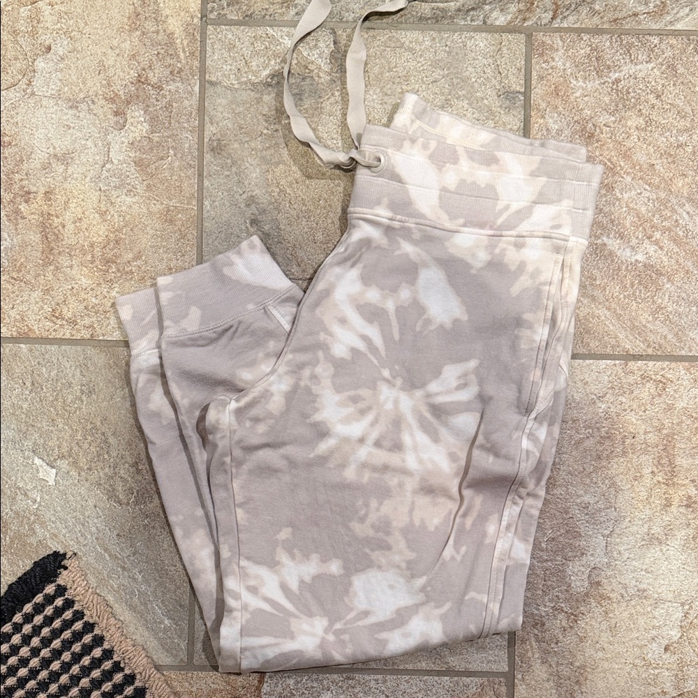 Athleta Tie-Dye Joggers in Beige and Cream
